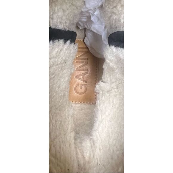 Ganni Black Walking Boot with Sherpa Lining NWOB Size 36 - Picture 13 of 13